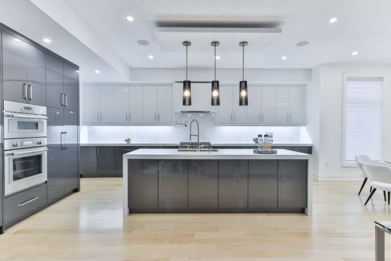 Best Plywood For Modular Kitchens – Types & Benefits